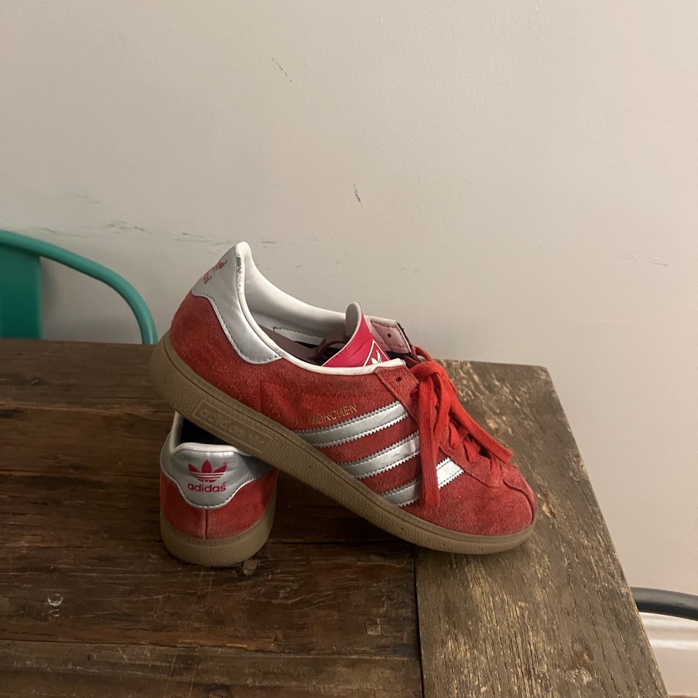 Adidas Muchen - Picture 6 of 6